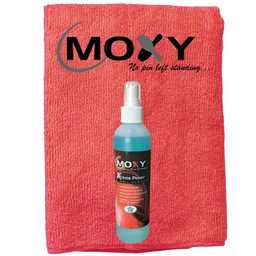 Moxy Xtreme Power Clean Ball Cleaner 8oz Spray Bottle with Moxy Micro Fiber Cleaning Towel (Red)